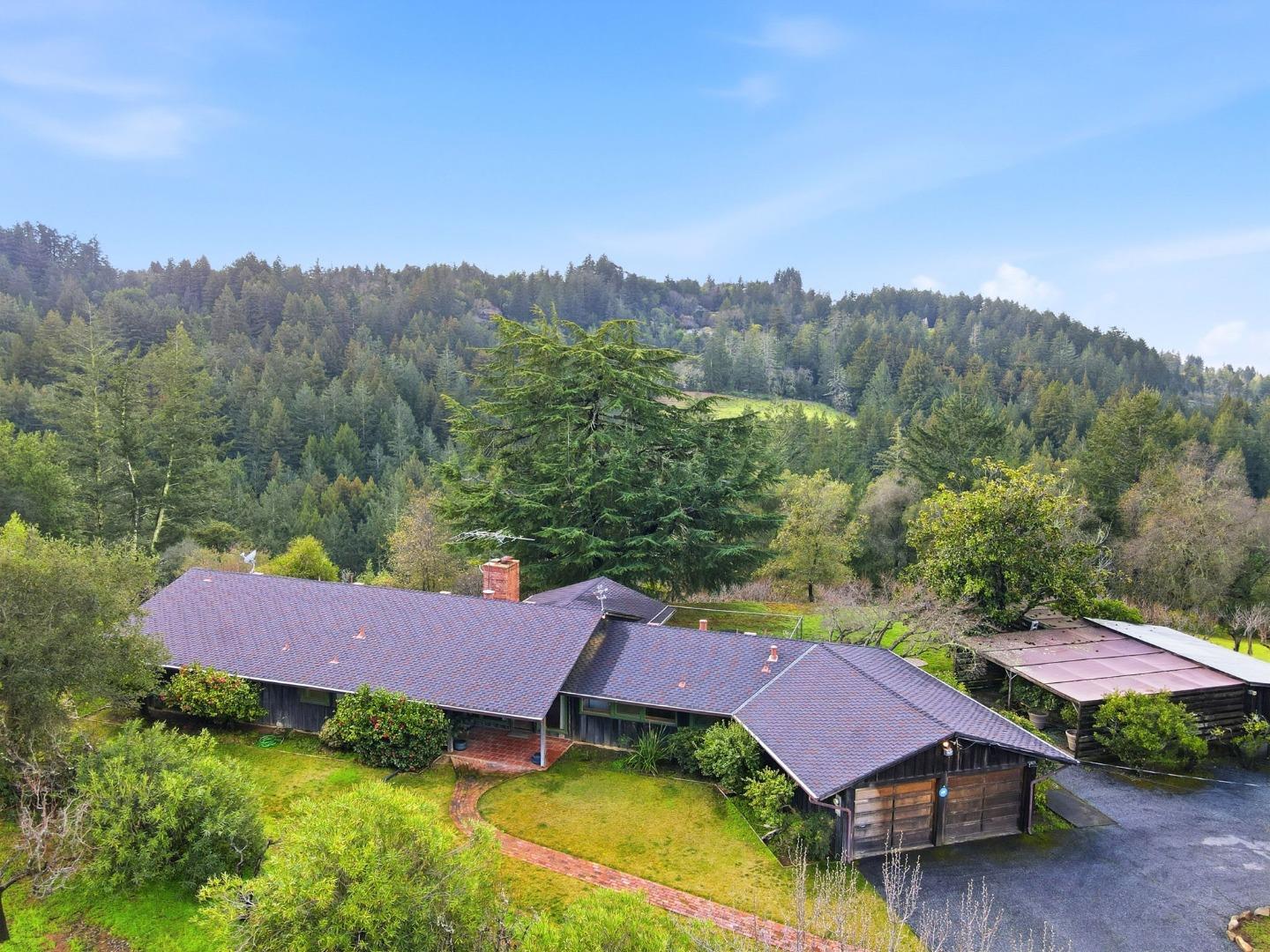 Detail Gallery Image 36 of 46 For 24733 Loma Prieta Ave, Los Gatos,  CA 95033 - 4 Beds | 3/1 Baths