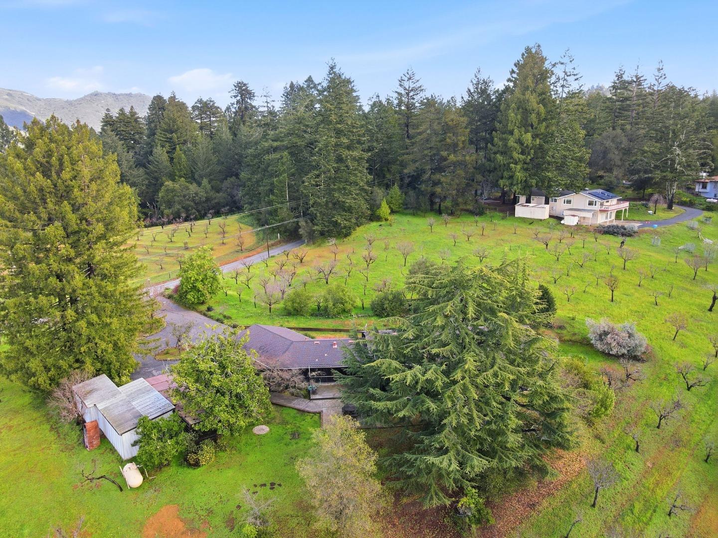 Detail Gallery Image 40 of 46 For 24733 Loma Prieta Ave, Los Gatos,  CA 95033 - 4 Beds | 3/1 Baths