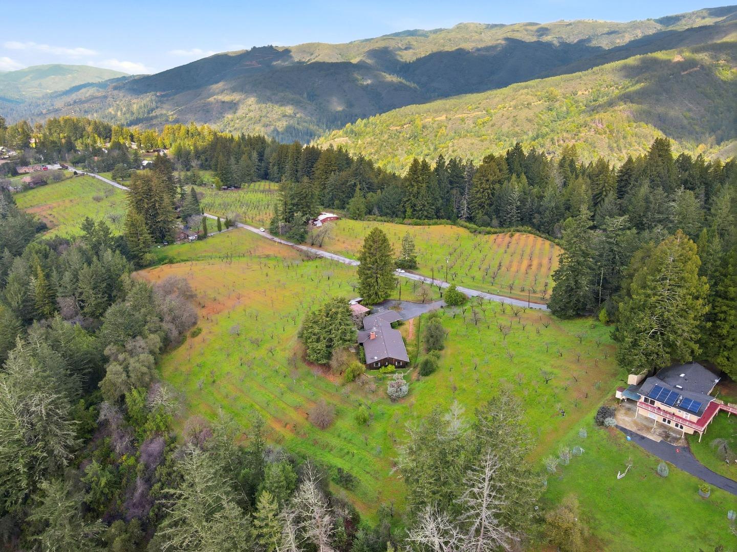 Detail Gallery Image 45 of 46 For 24733 Loma Prieta Ave, Los Gatos,  CA 95033 - 4 Beds | 3/1 Baths