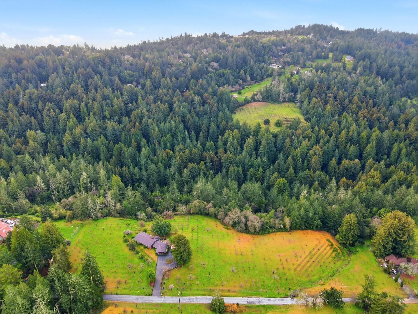 Detail Gallery Image 46 of 46 For 24733 Loma Prieta Ave, Los Gatos,  CA 95033 - 4 Beds | 3/1 Baths