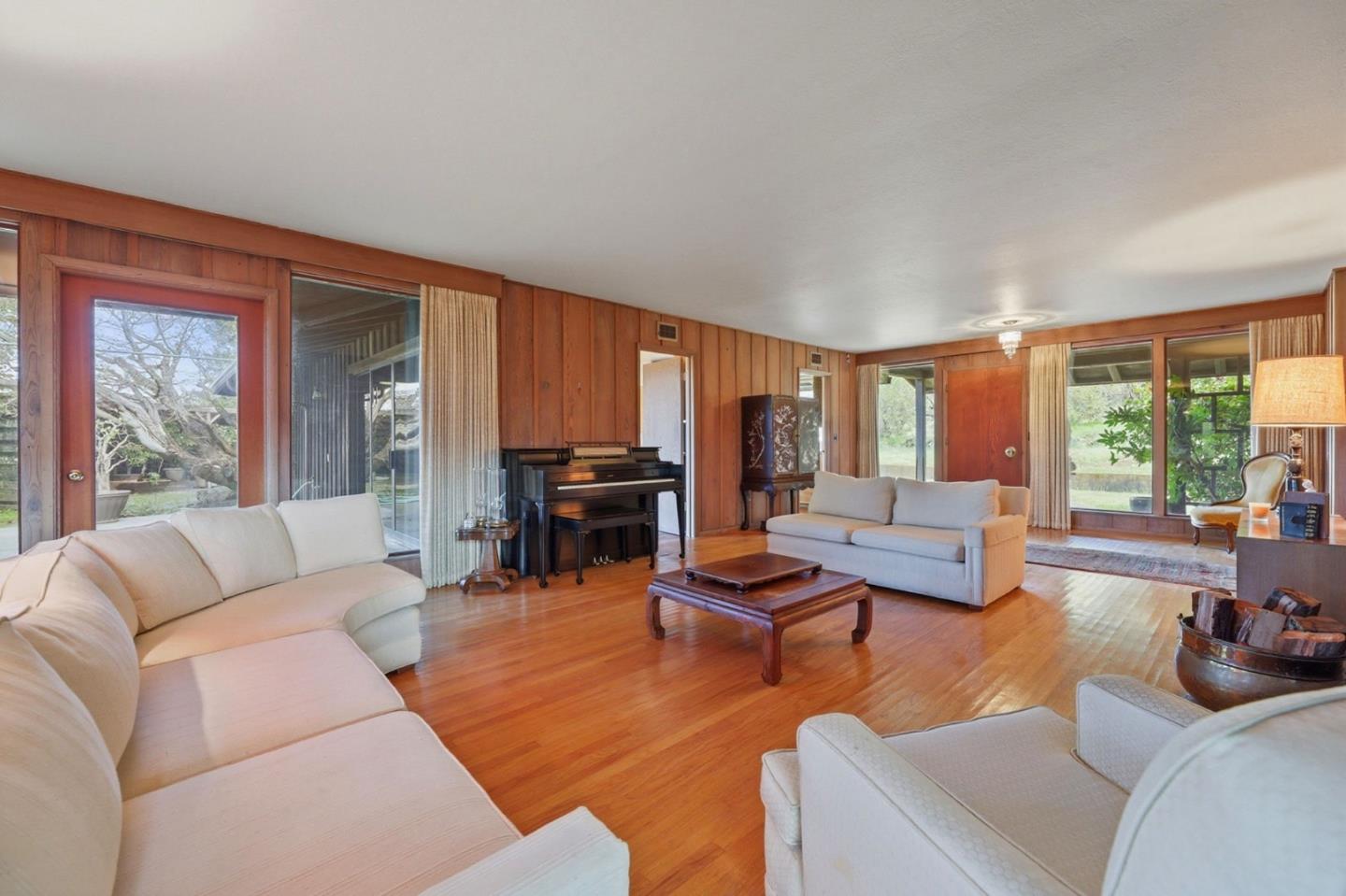 Detail Gallery Image 5 of 46 For 24733 Loma Prieta Ave, Los Gatos,  CA 95033 - 4 Beds | 3/1 Baths