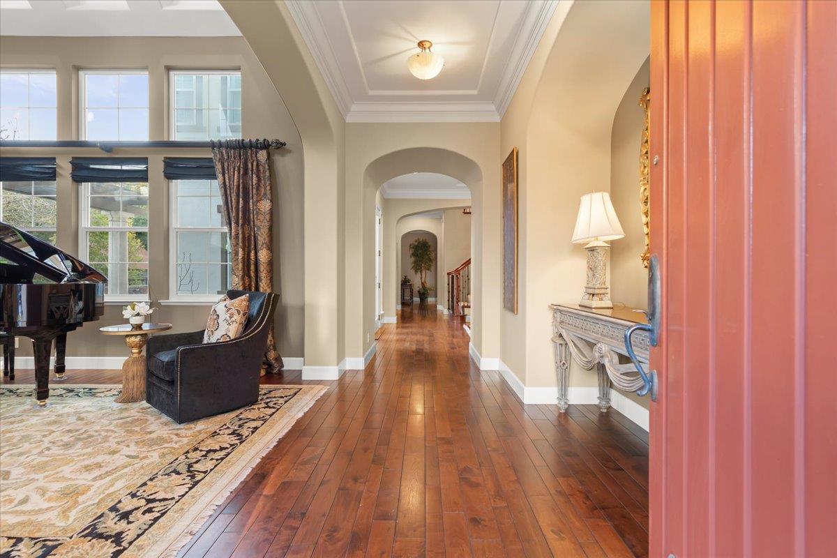 Detail Gallery Image 3 of 78 For 6617 Broadacres Dr, San Jose,  CA 95120 - 5 Beds | 4 Baths