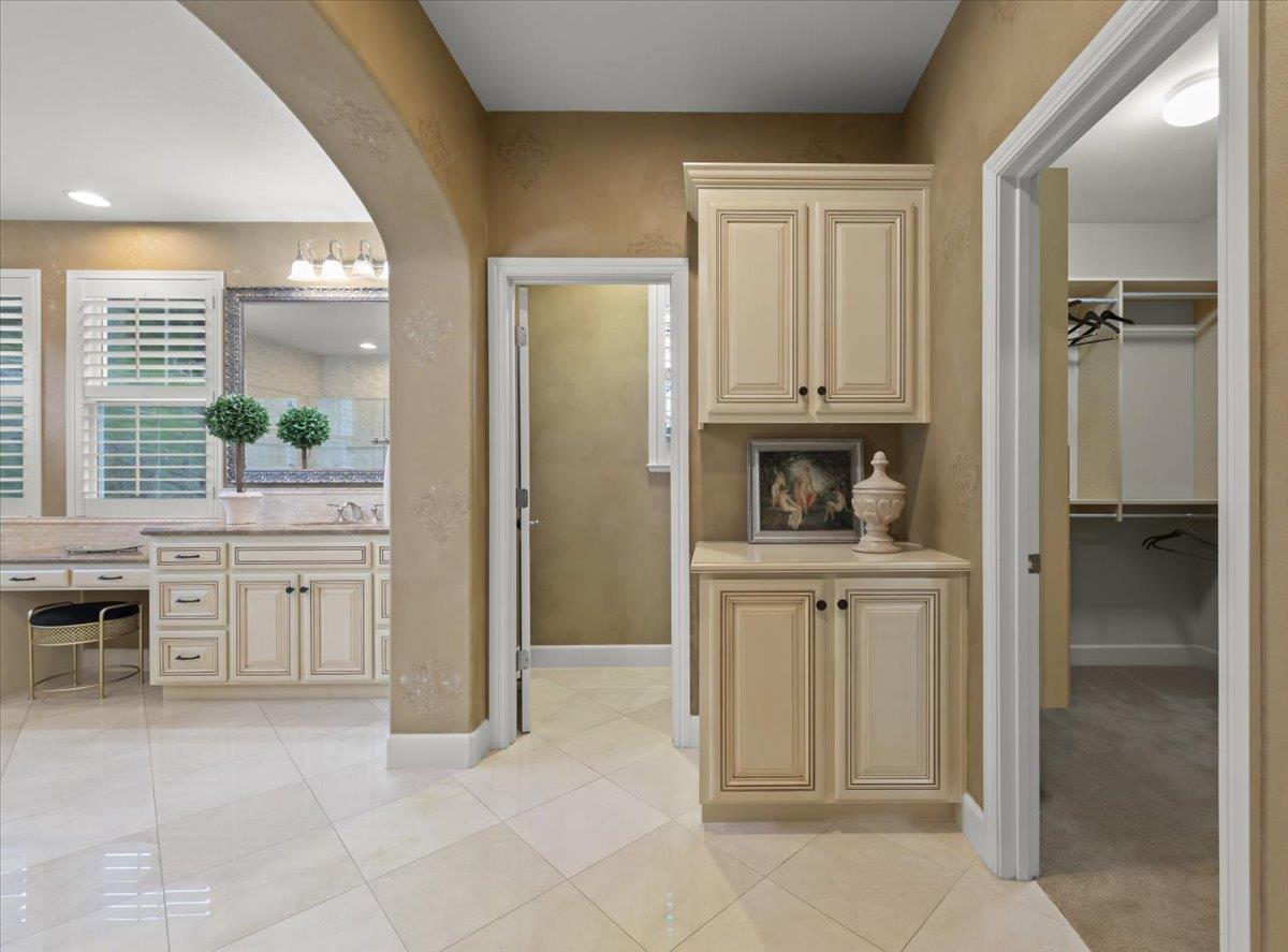 Detail Gallery Image 37 of 78 For 6617 Broadacres Dr, San Jose,  CA 95120 - 5 Beds | 4 Baths