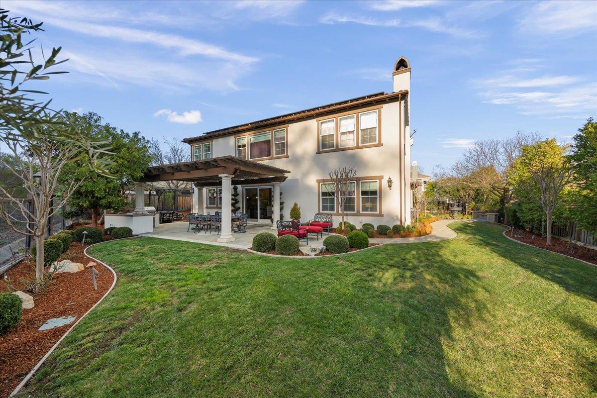 Detail Gallery Image 70 of 78 For 6617 Broadacres Dr, San Jose,  CA 95120 - 5 Beds | 4 Baths