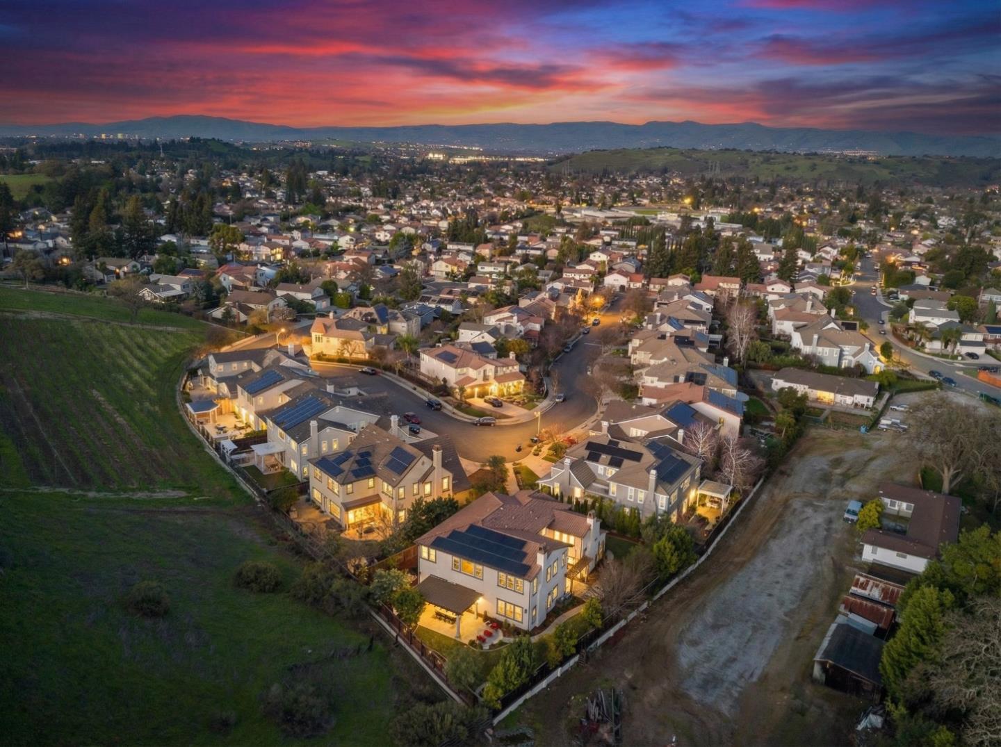 Detail Gallery Image 80 of 86 For 6617 Broadacres Dr, San Jose,  CA 95120 - 5 Beds | 4 Baths