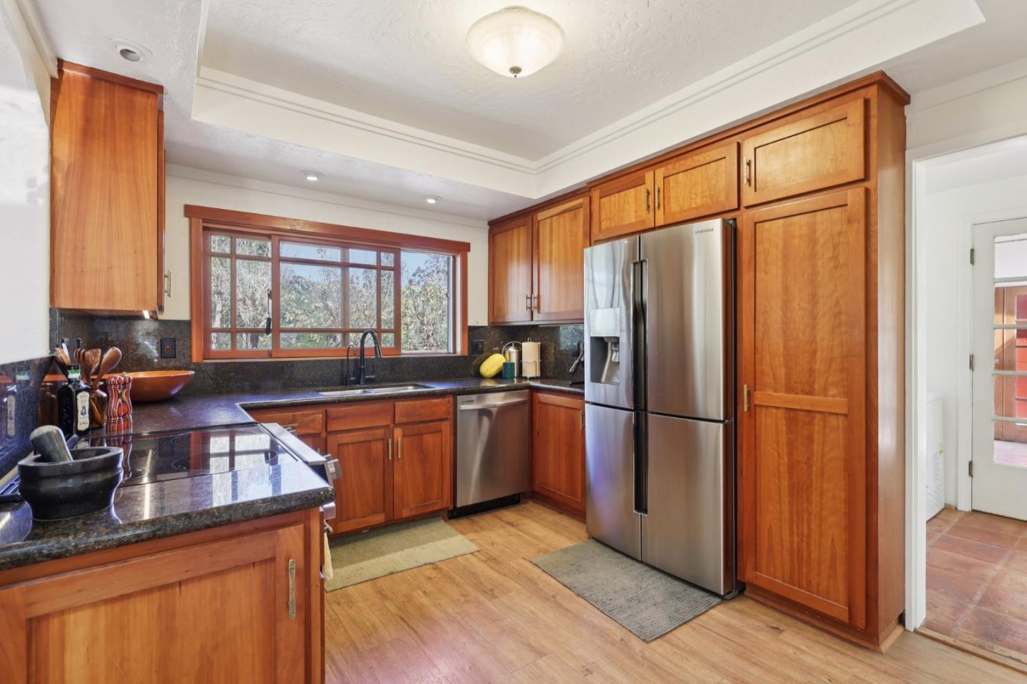 Detail Gallery Image 13 of 57 For 122 Strawberry Canyon Rd, Royal Oaks,  CA 95076 - 3 Beds | 1 Baths