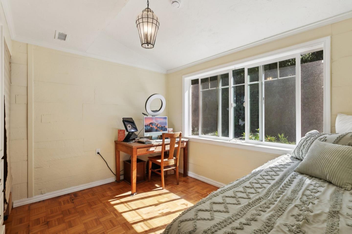 Detail Gallery Image 23 of 57 For 122 Strawberry Canyon Rd, Royal Oaks,  CA 95076 - 3 Beds | 1 Baths