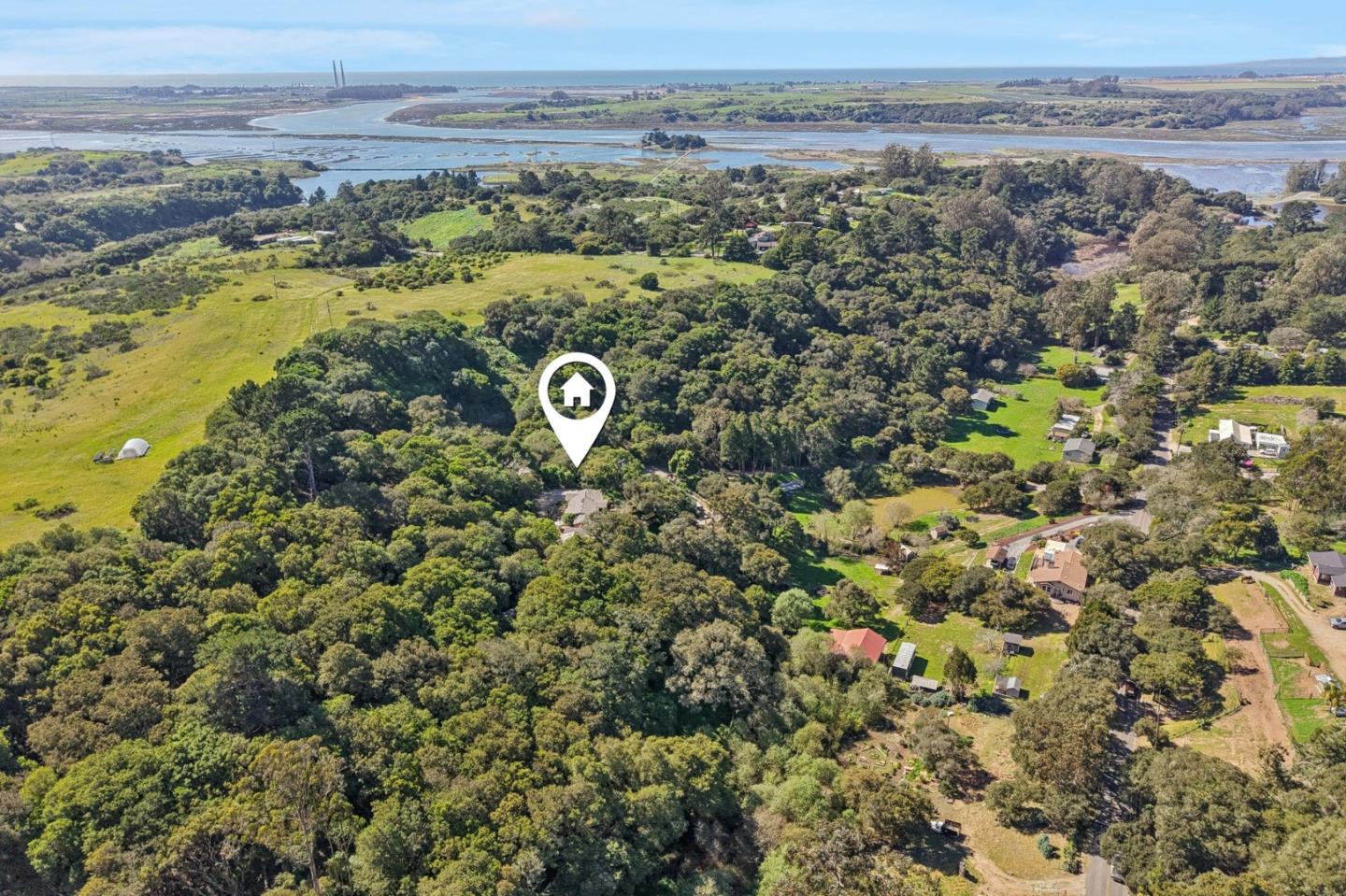 Detail Gallery Image 38 of 57 For 122 Strawberry Canyon Rd, Royal Oaks,  CA 95076 - 3 Beds | 1 Baths