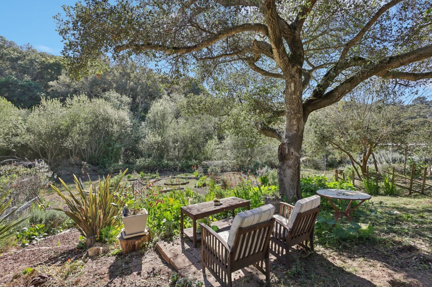 Detail Gallery Image 42 of 57 For 122 Strawberry Canyon Rd, Royal Oaks,  CA 95076 - 3 Beds | 1 Baths