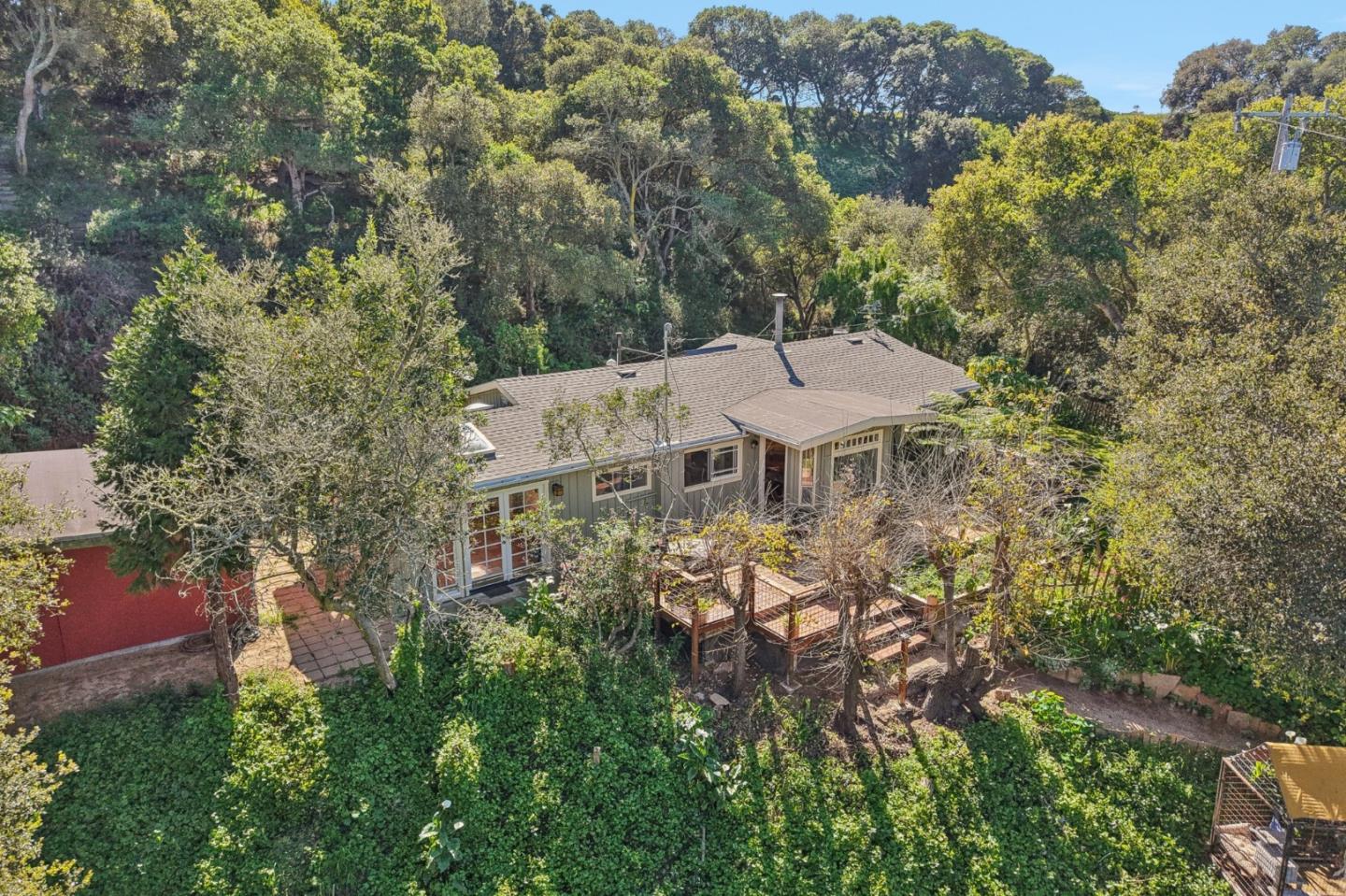 Detail Gallery Image 44 of 57 For 122 Strawberry Canyon Rd, Royal Oaks,  CA 95076 - 3 Beds | 1 Baths