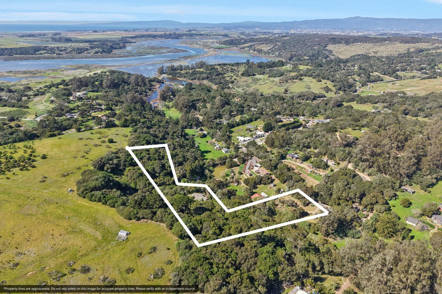 Detail Gallery Image 49 of 57 For 122 Strawberry Canyon Rd, Royal Oaks,  CA 95076 - 3 Beds | 1 Baths