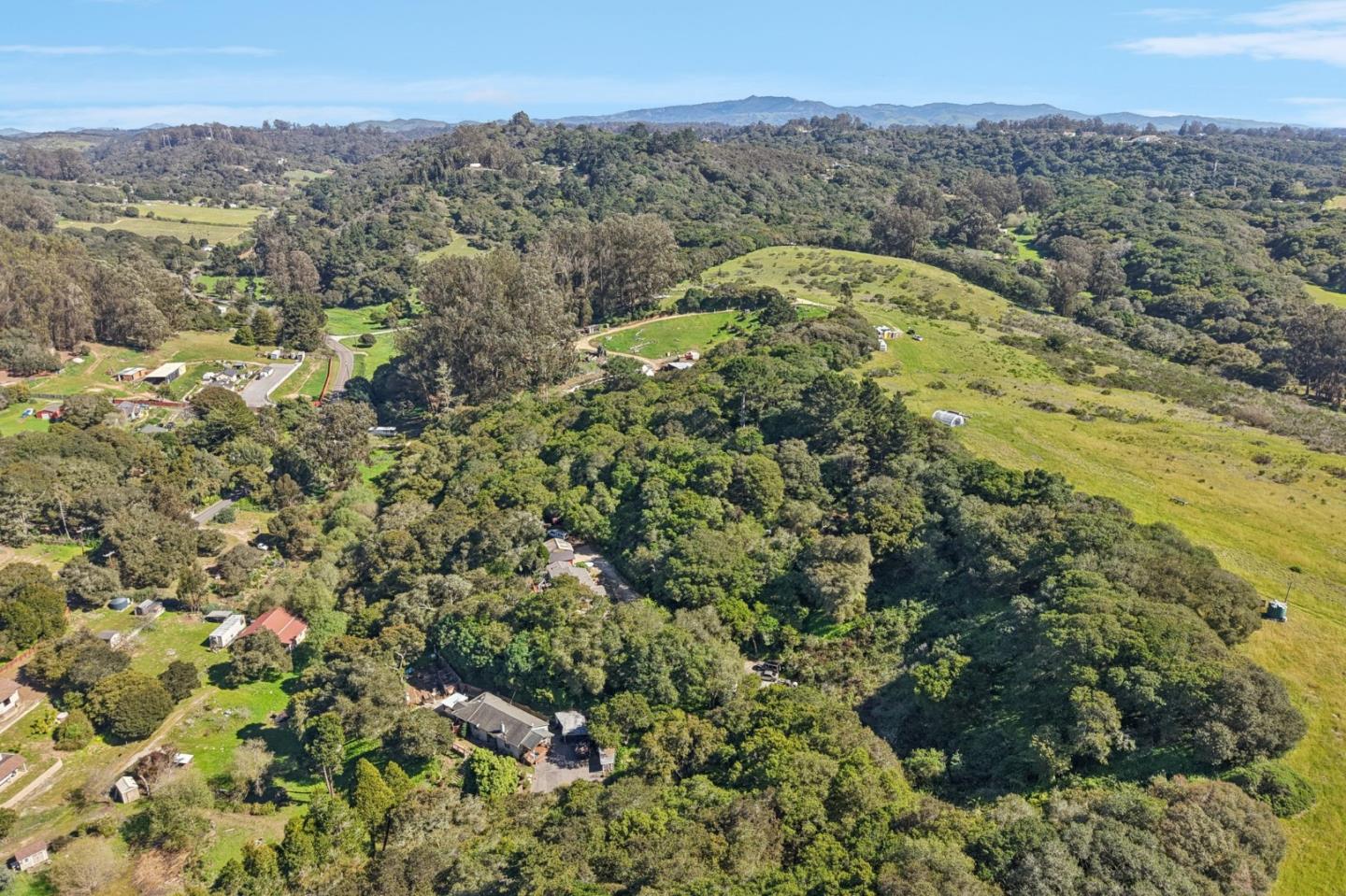 Detail Gallery Image 51 of 57 For 122 Strawberry Canyon Rd, Royal Oaks,  CA 95076 - 3 Beds | 1 Baths