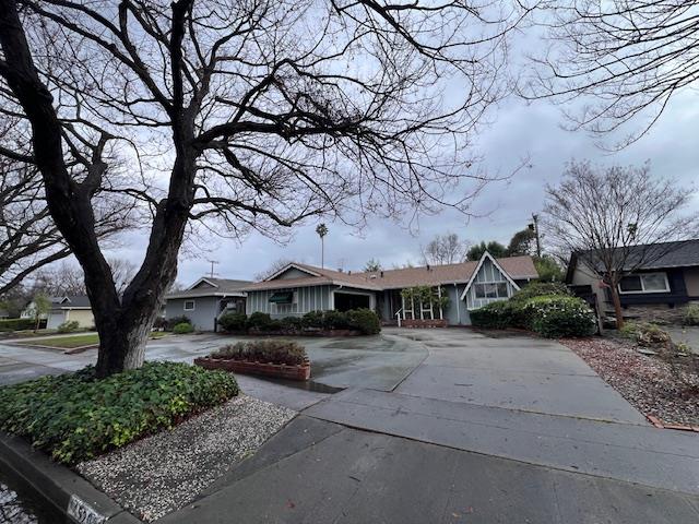 Front Image Thumbnail for ML82035016