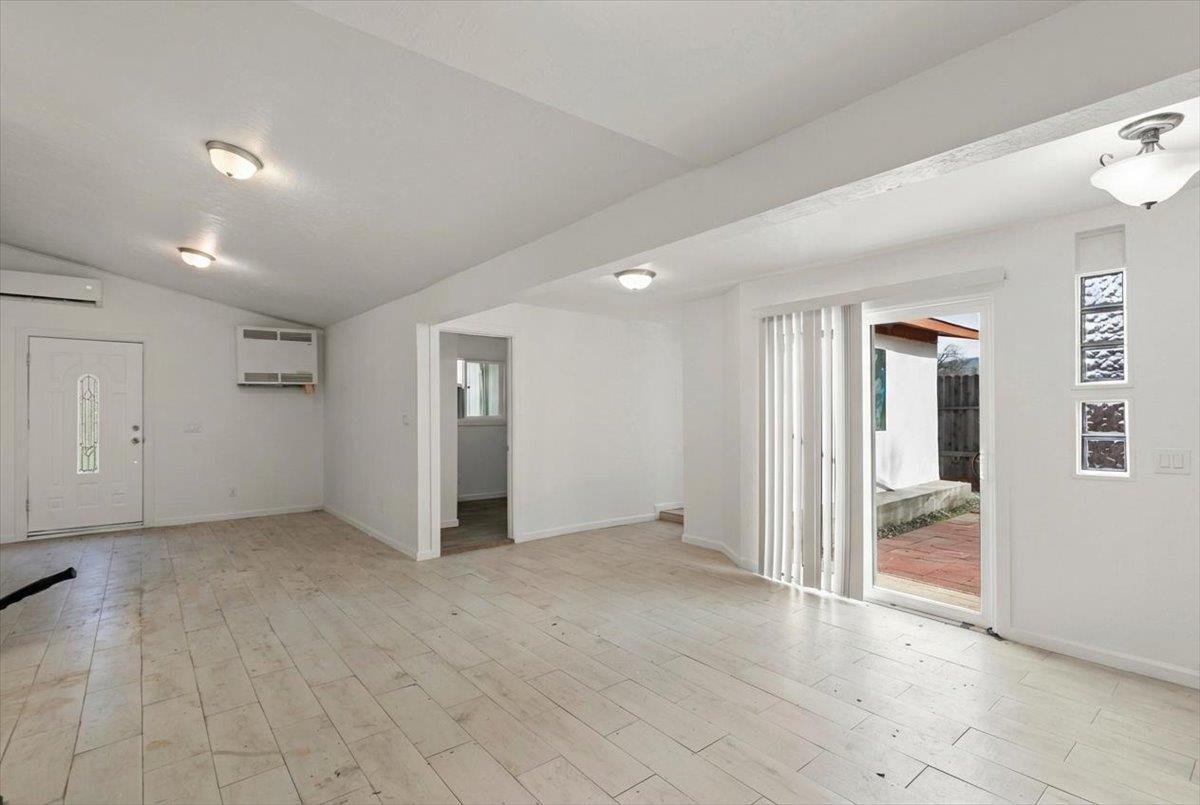 Detail Gallery Image 15 of 35 For 11240 Highway 49, Columbia,  CA 95310 - 6 Beds | 4 Baths