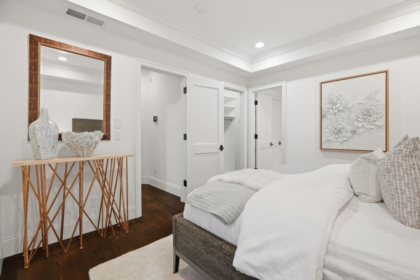 Detail Gallery Image 36 of 69 For 1501 Bryant St, Palo Alto,  CA 94301 - 5 Beds | 5/3 Baths