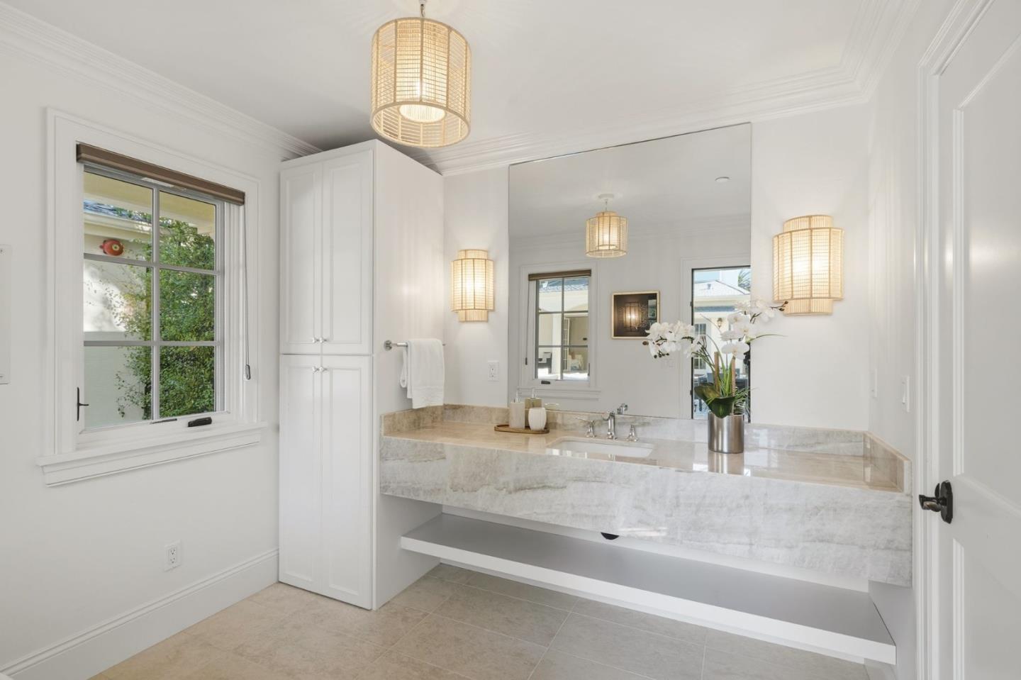 Detail Gallery Image 41 of 69 For 1501 Bryant St, Palo Alto,  CA 94301 - 5 Beds | 5/3 Baths