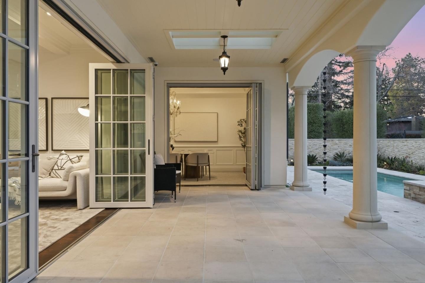 Detail Gallery Image 47 of 69 For 1501 Bryant St, Palo Alto,  CA 94301 - 5 Beds | 5/3 Baths