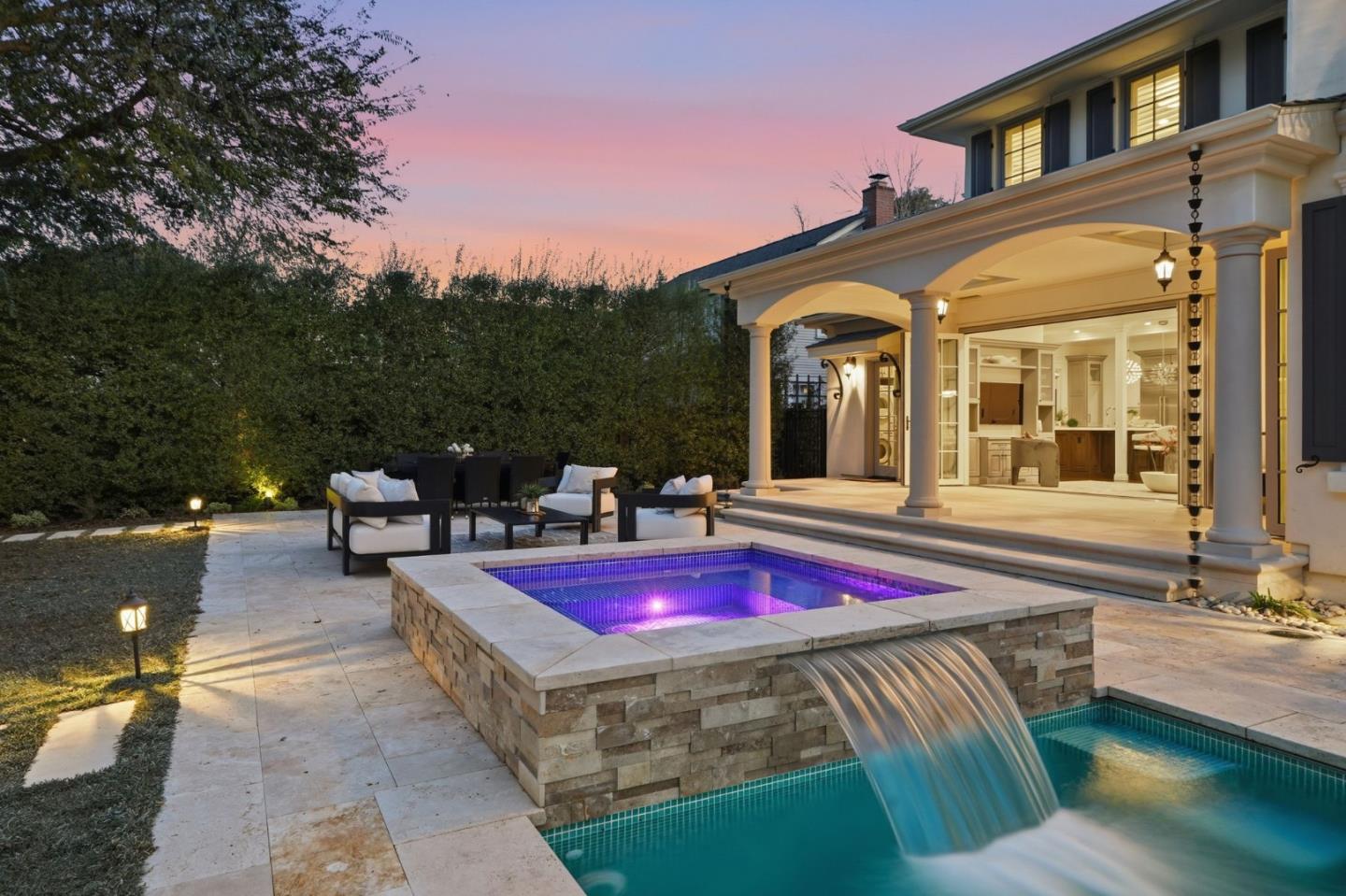 Detail Gallery Image 49 of 69 For 1501 Bryant St, Palo Alto,  CA 94301 - 5 Beds | 5/3 Baths