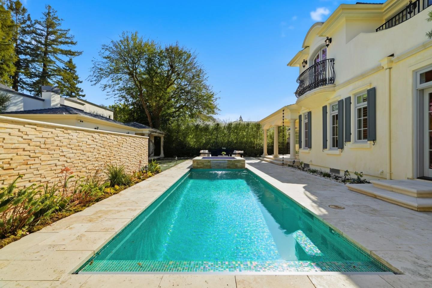 Detail Gallery Image 50 of 69 For 1501 Bryant St, Palo Alto,  CA 94301 - 5 Beds | 5/3 Baths