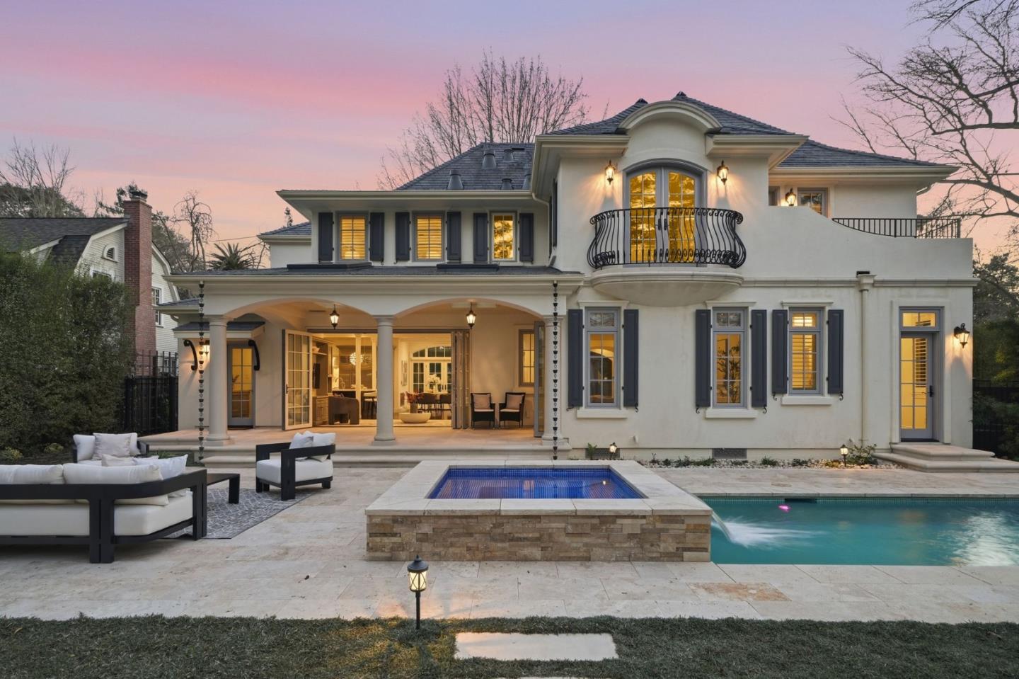 Detail Gallery Image 52 of 69 For 1501 Bryant St, Palo Alto,  CA 94301 - 5 Beds | 5/3 Baths