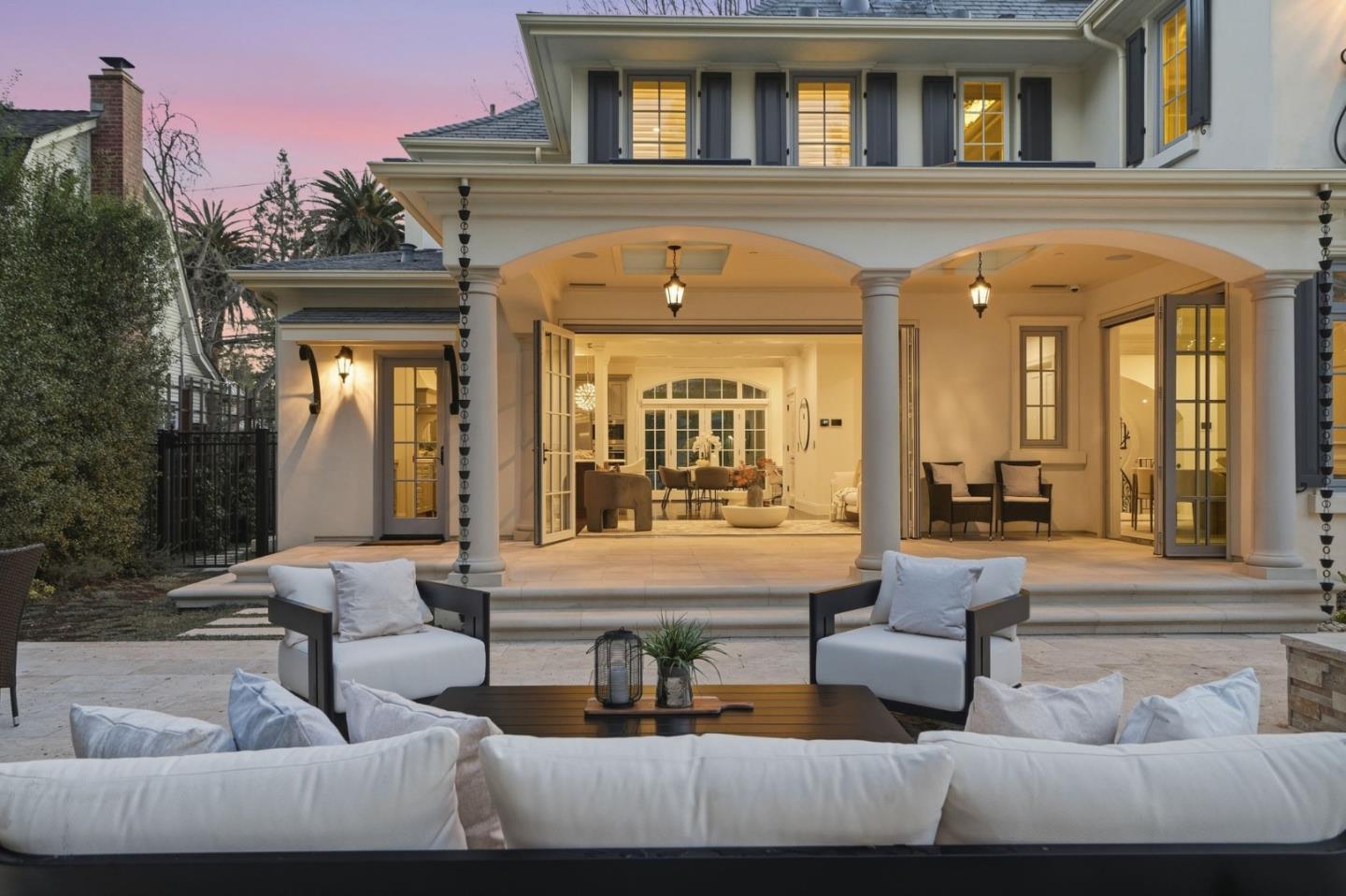 Detail Gallery Image 58 of 69 For 1501 Bryant St, Palo Alto,  CA 94301 - 5 Beds | 5/3 Baths