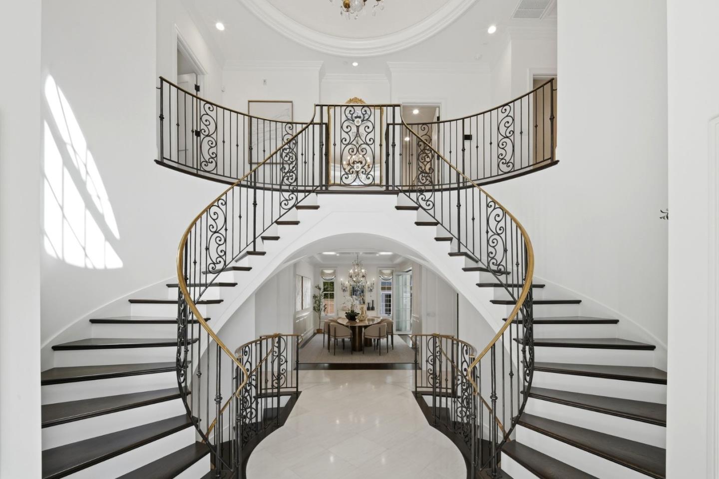 Detail Gallery Image 60 of 69 For 1501 Bryant St, Palo Alto,  CA 94301 - 5 Beds | 5/3 Baths