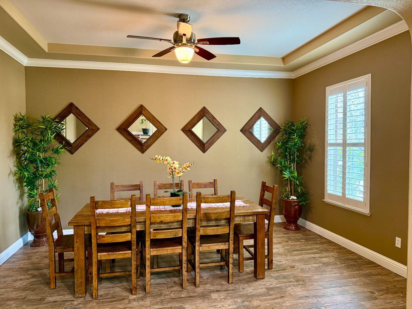 Detail Gallery Image 10 of 26 For 9510 Pinehurst Dr, Roseville,  CA 95747 - 4 Beds | 3/1 Baths