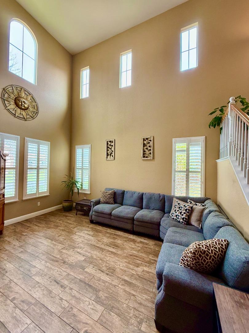 9510 Pinehurst Drive, Roseville, CA, 95747