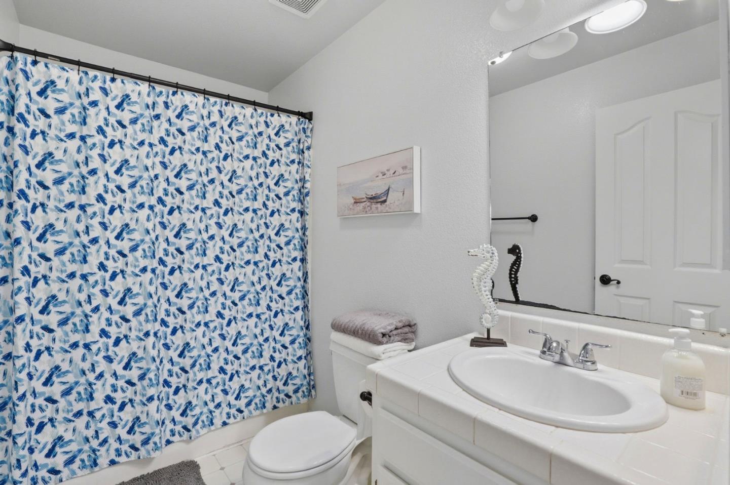 Detail Gallery Image 26 of 39 For 2191 Spruce Dr, Hollister,  CA 95023 - 4 Beds | 2 Baths