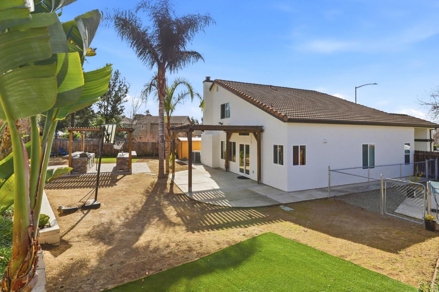 Detail Gallery Image 28 of 39 For 2191 Spruce Dr, Hollister,  CA 95023 - 4 Beds | 2 Baths