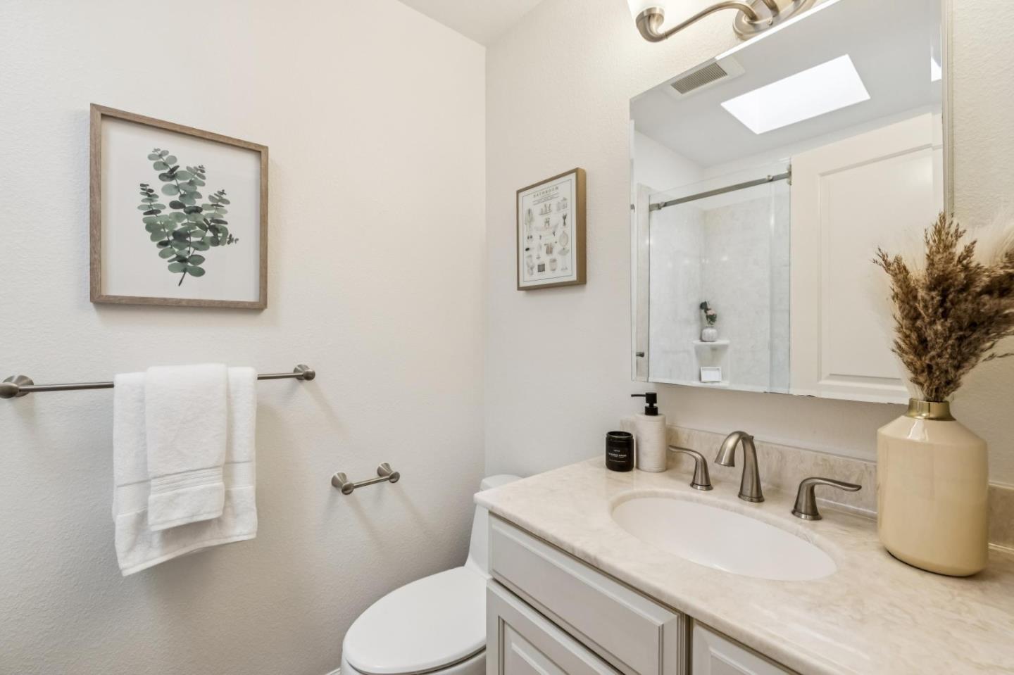 Detail Gallery Image 24 of 43 For 4845 Los Arboles Pl, Fremont,  CA 94536 - 2 Beds | 2 Baths