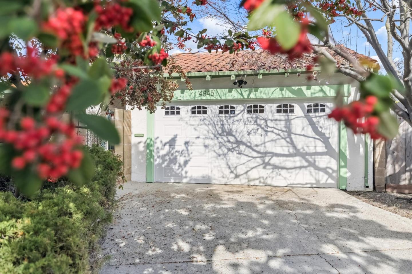 Detail Gallery Image 30 of 43 For 4845 Los Arboles Pl, Fremont,  CA 94536 - 2 Beds | 2 Baths