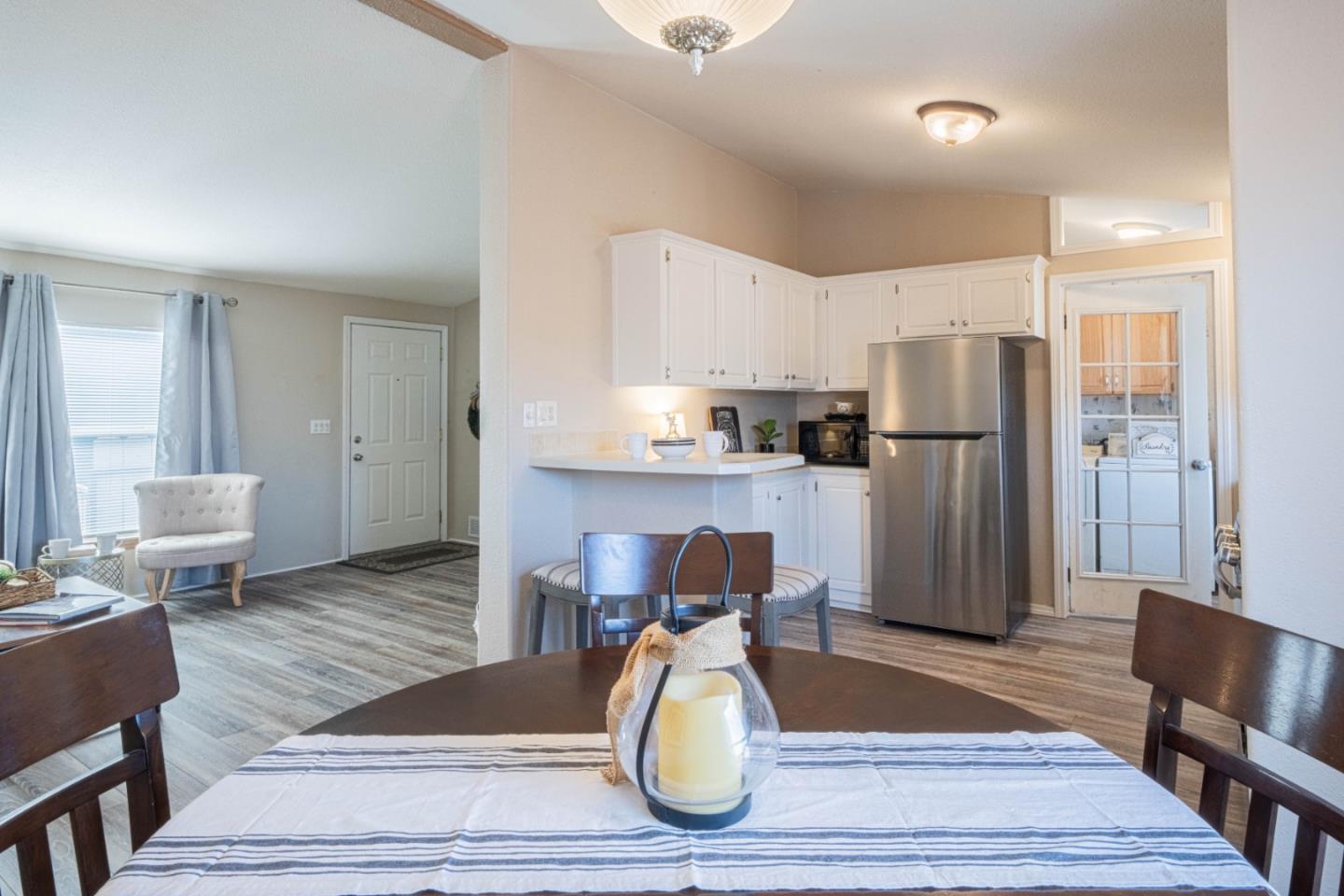 Detail Gallery Image 10 of 31 For 1206 La Salle Ave #7,  Seaside,  CA 93955 - 3 Beds | 2 Baths