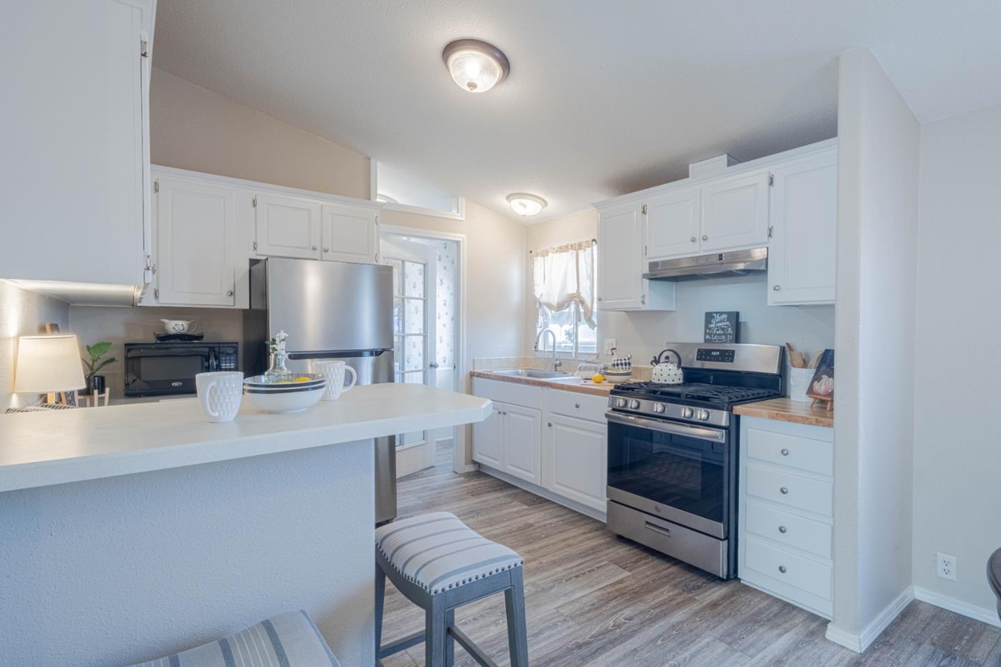 Detail Gallery Image 11 of 31 For 1206 La Salle Ave #7,  Seaside,  CA 93955 - 3 Beds | 2 Baths