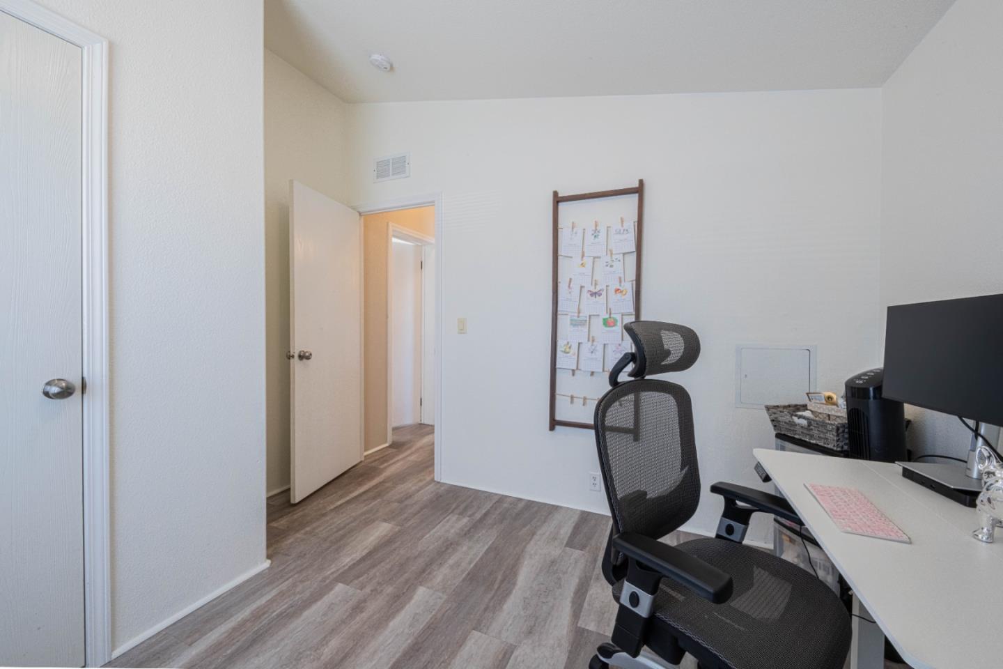 Detail Gallery Image 20 of 31 For 1206 La Salle Ave #7,  Seaside,  CA 93955 - 3 Beds | 2 Baths