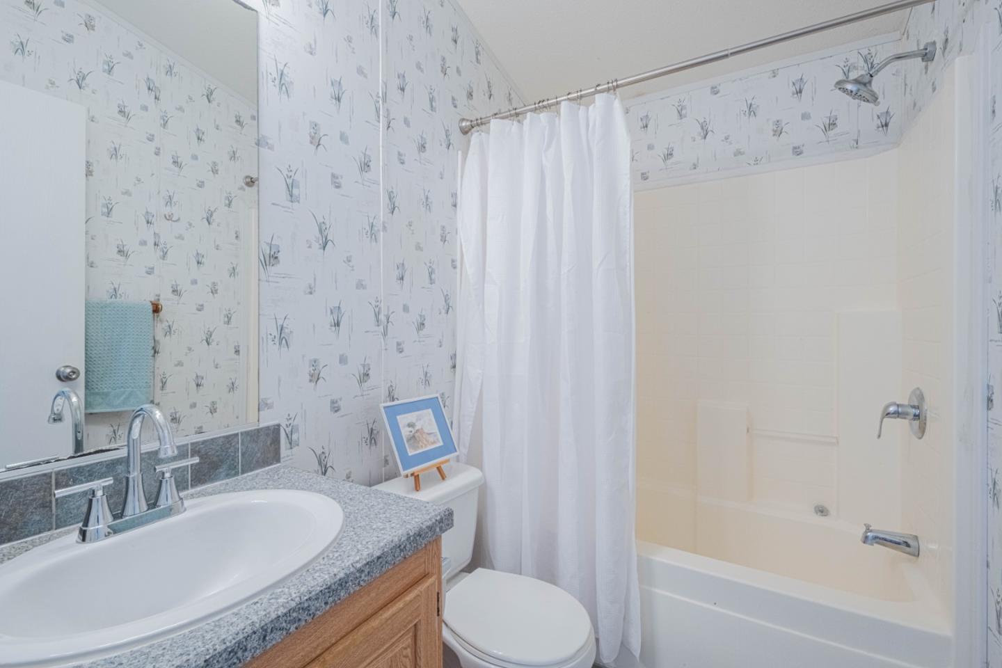 Detail Gallery Image 23 of 31 For 1206 La Salle Ave #7,  Seaside,  CA 93955 - 3 Beds | 2 Baths
