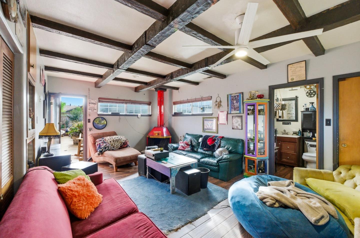 Detail Gallery Image 8 of 14 For 7821 Santa Theresa Dr, Gilroy,  CA 95020 - 3 Beds | 2/1 Baths