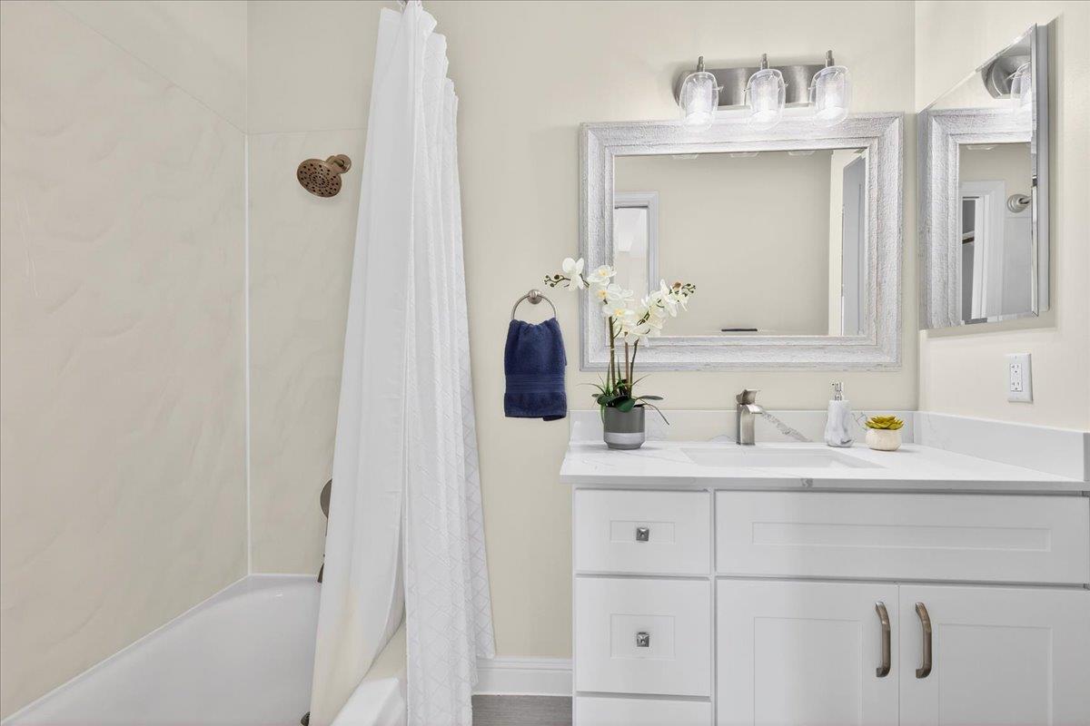 Detail Gallery Image 20 of 31 For 582 Pimlico Court, Walnut Creek,  CA 94597 - 2 Beds | 2/1 Baths