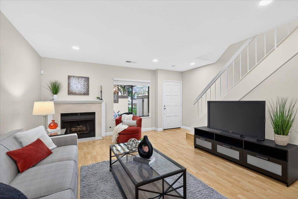 Detail Gallery Image 7 of 31 For 582 Pimlico Court, Walnut Creek,  CA 94597 - 2 Beds | 2/1 Baths