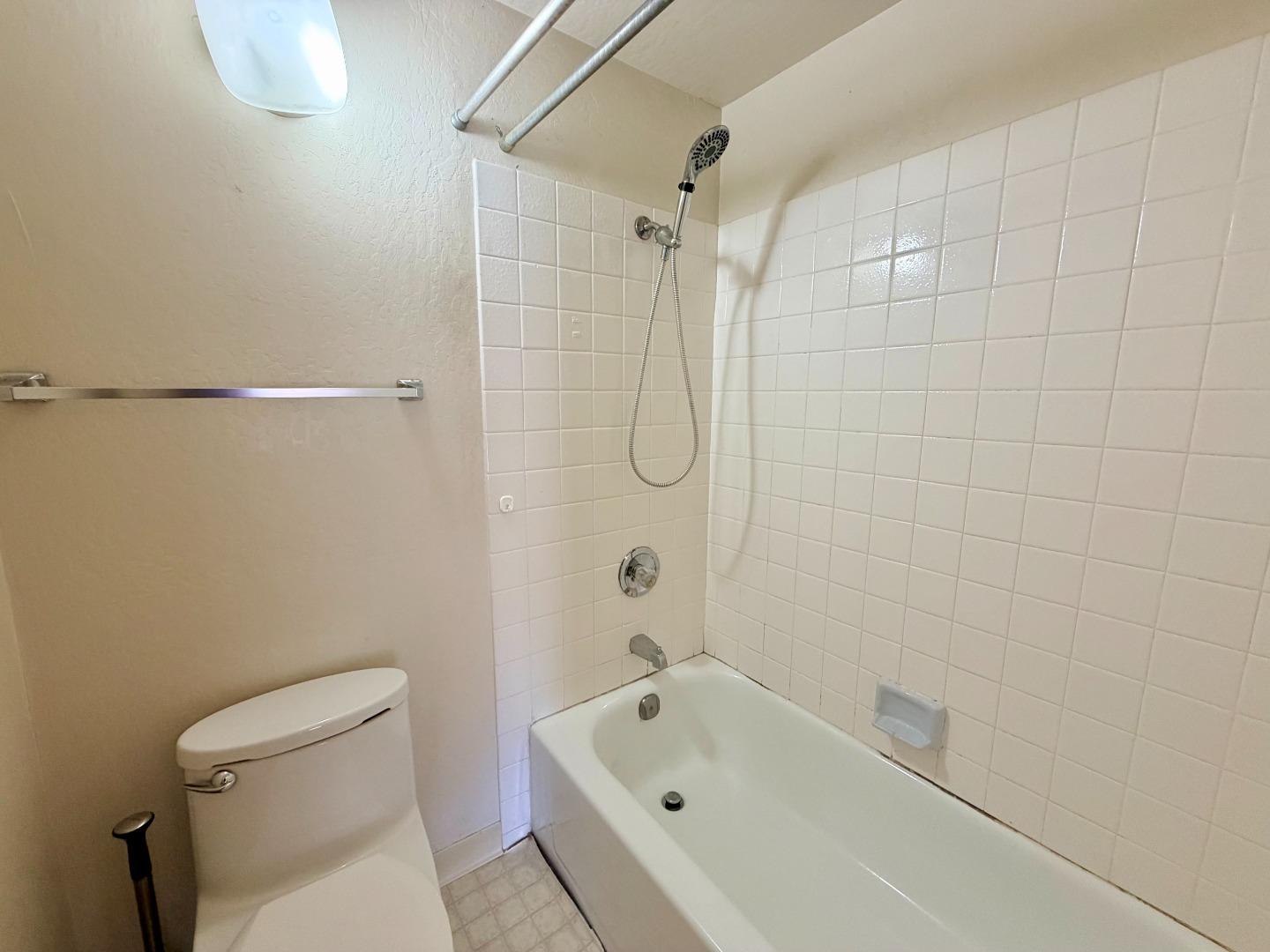 Detail Gallery Image 27 of 40 For 170 Marylinn Dr, Milpitas,  CA 95035 - 2 Beds | 2/1 Baths