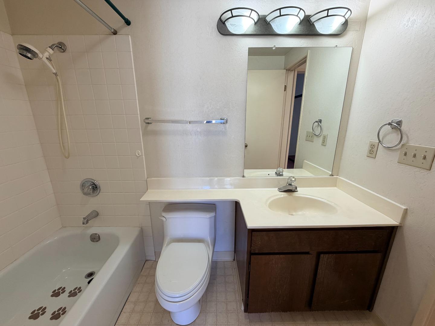 Detail Gallery Image 32 of 40 For 170 Marylinn Dr, Milpitas,  CA 95035 - 2 Beds | 2/1 Baths