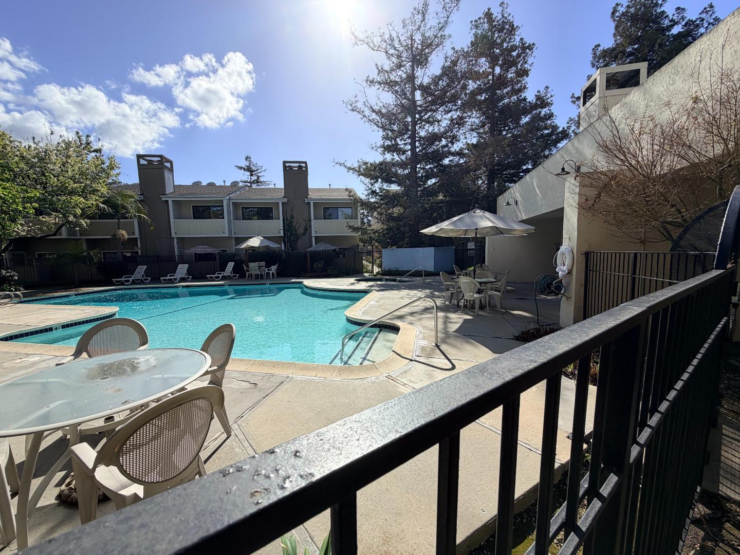 Detail Gallery Image 39 of 40 For 170 Marylinn Dr, Milpitas,  CA 95035 - 2 Beds | 2/1 Baths