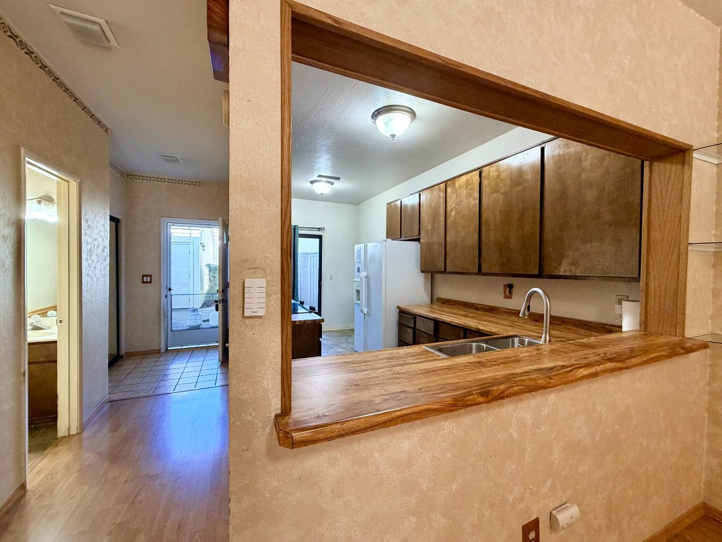 Detail Gallery Image 6 of 40 For 170 Marylinn Dr, Milpitas,  CA 95035 - 2 Beds | 2/1 Baths
