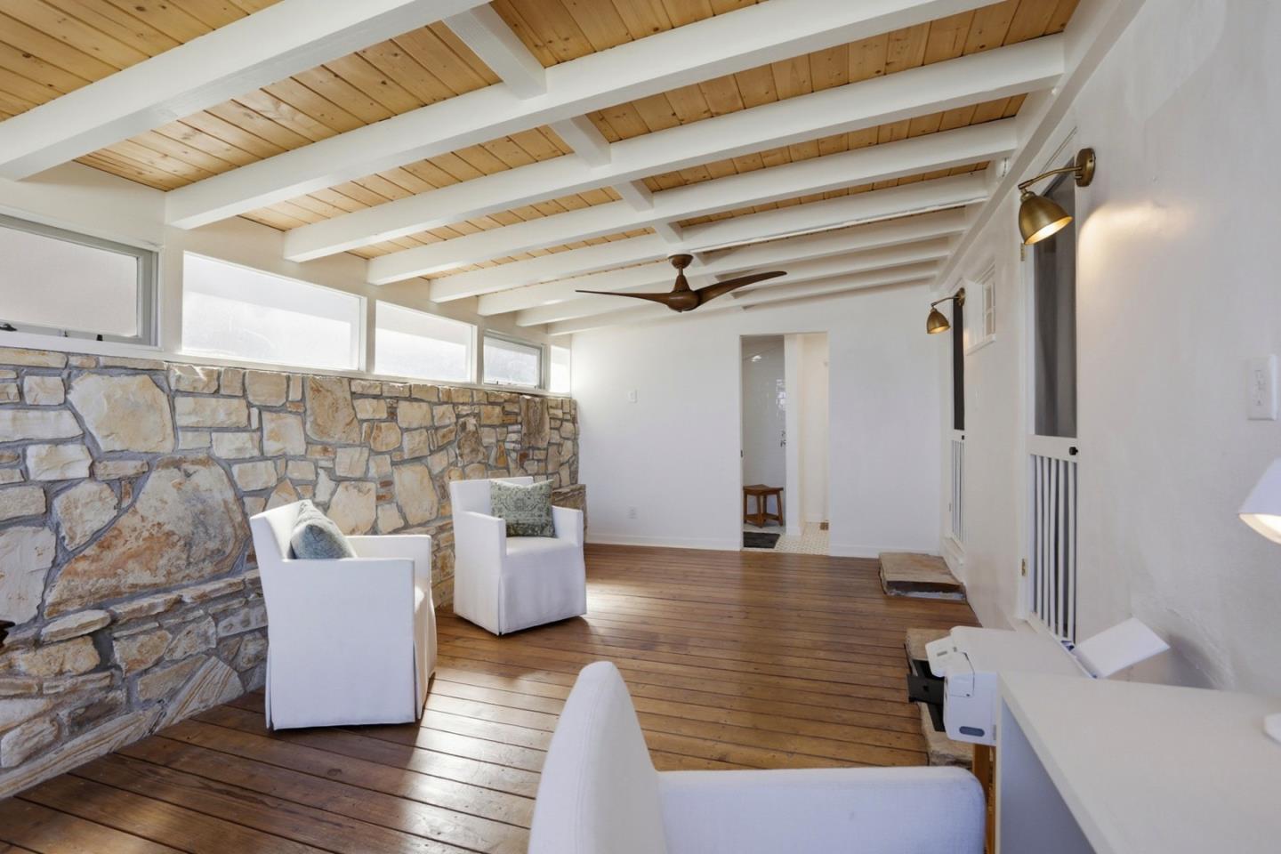 Detail Gallery Image 20 of 31 For 115 1st St, Pacific Grove,  CA 93950 - 2 Beds | 2 Baths