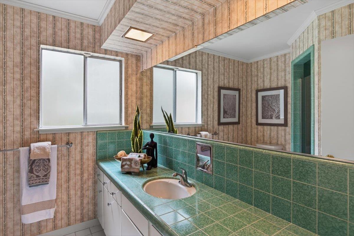 Detail Gallery Image 31 of 60 For 19401 San Marcos Rd, Saratoga,  CA 95070 - 5 Beds | 5 Baths