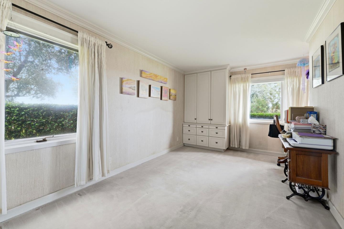 Detail Gallery Image 13 of 25 For 1 Rinconada Cir, Belmont,  CA 94002 - 3 Beds | 2 Baths