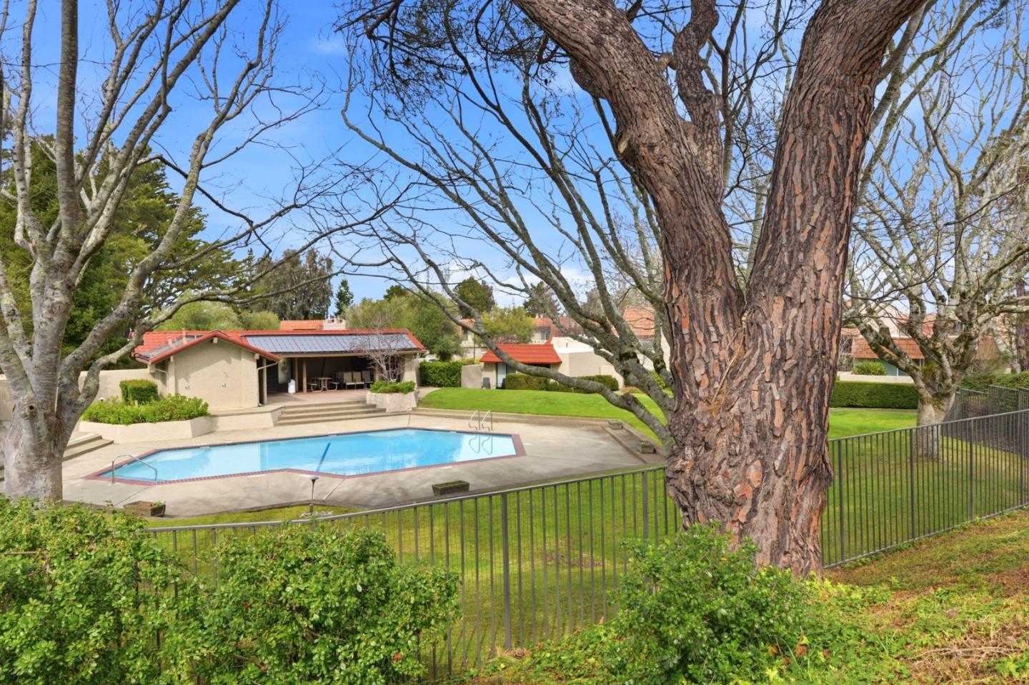 Detail Gallery Image 22 of 25 For 1 Rinconada Cir, Belmont,  CA 94002 - 3 Beds | 2 Baths