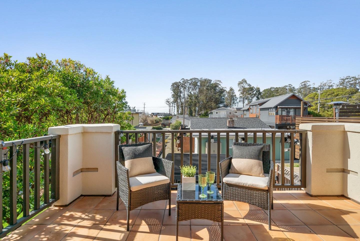 Detail Gallery Image 19 of 42 For 121 Anchorage Ave, Santa Cruz,  CA 95062 - 1 Beds | 1/1 Baths