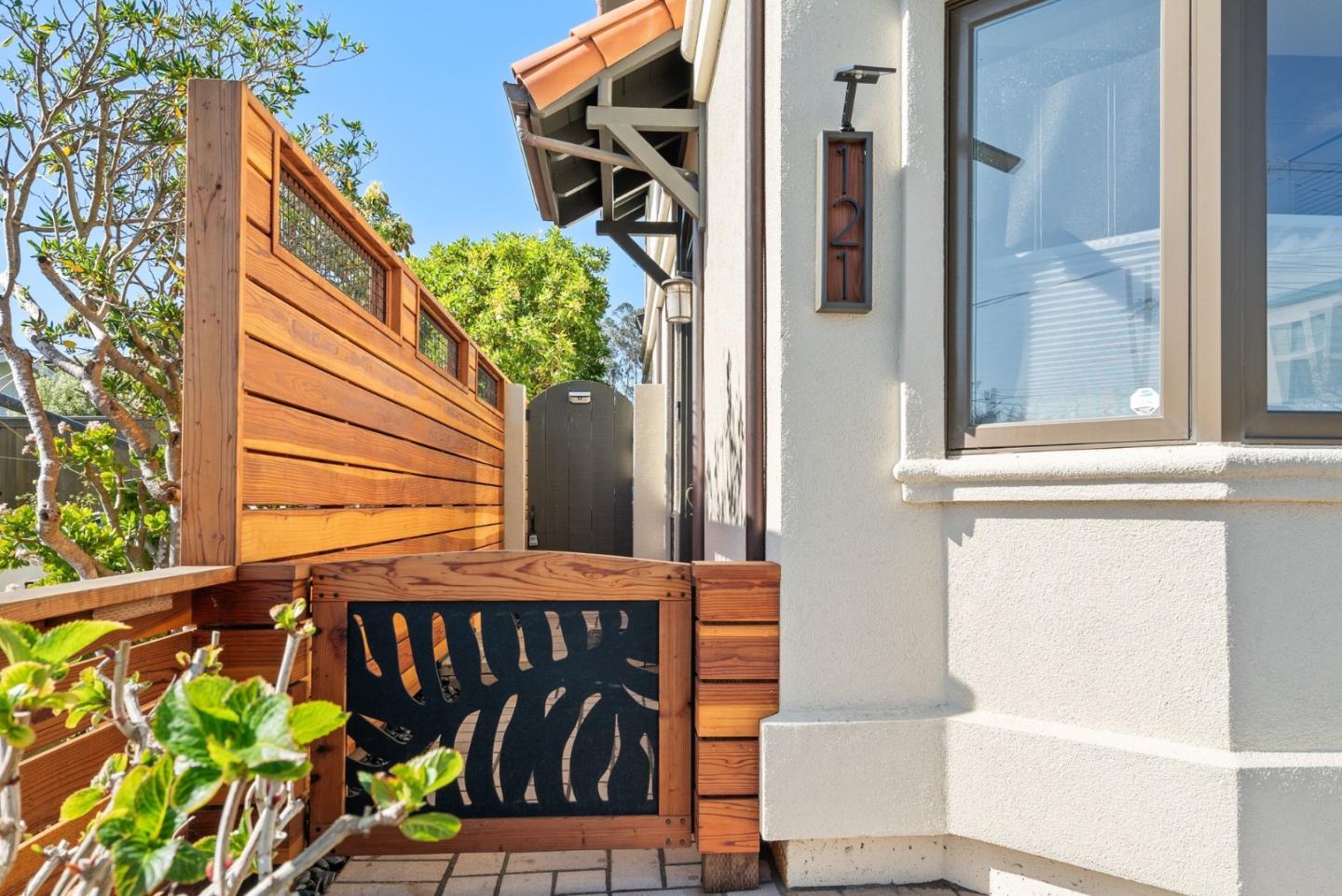 Detail Gallery Image 40 of 42 For 121 Anchorage Ave, Santa Cruz,  CA 95062 - 1 Beds | 1/1 Baths