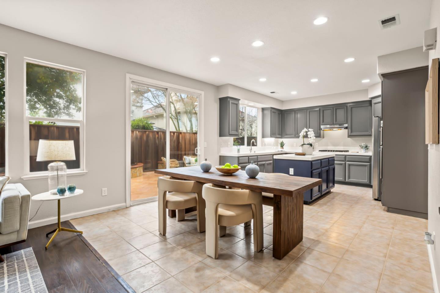 Detail Gallery Image 20 of 57 For 1714 via Cortina, San Jose,  CA 95120 - 3 Beds | 2/1 Baths